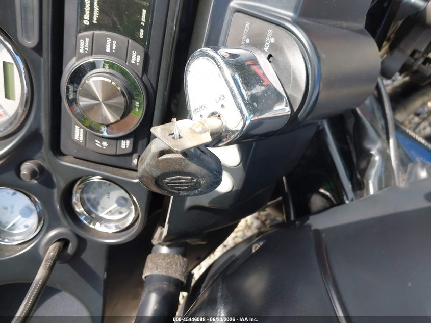 2011 Harley-Davidson Flhx VIN: 1HD1KBM10BB655004 Lot: 45446088