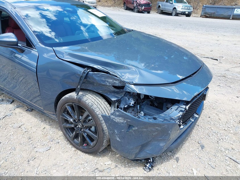 2025 MAZDA MAZDA3 auction photo 6