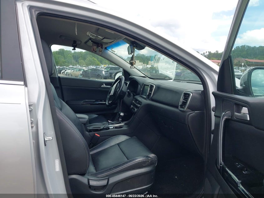 KIA SPORTAGE 2018 VIN KNDPNCAC2J7321993