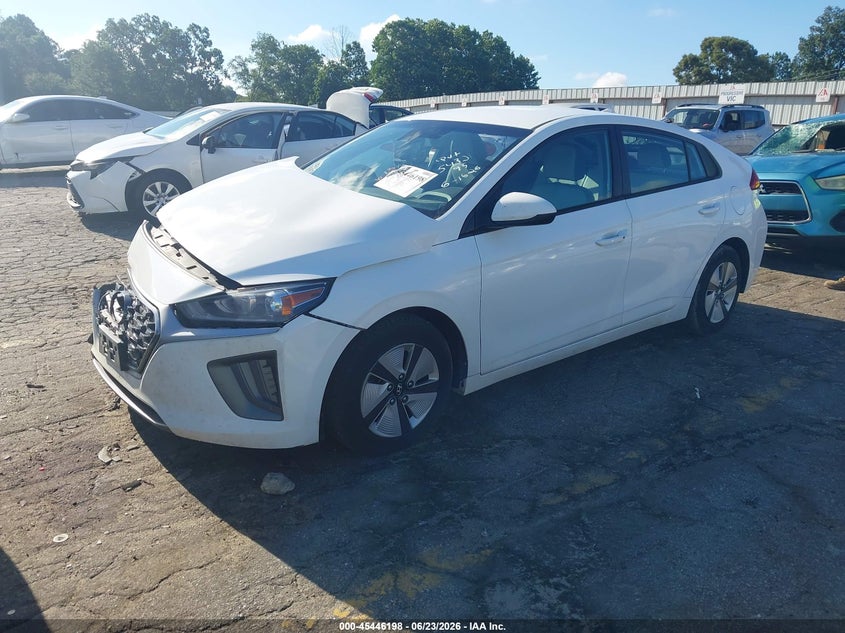 2021 HYUNDAI IONIQ HYBRID auction photo 2
