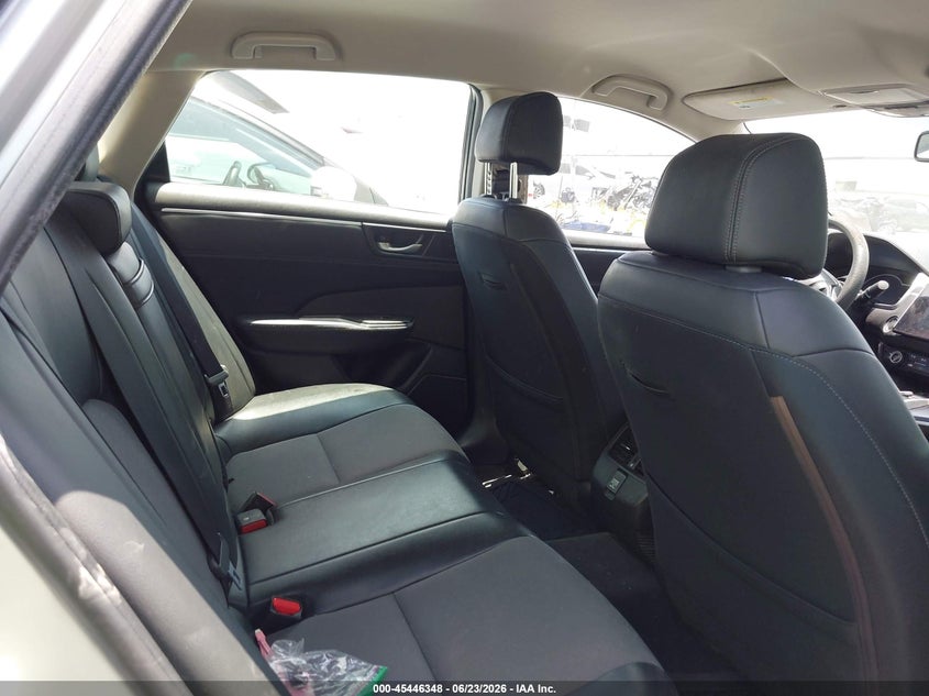 2018 Honda Clarity Plug-In Hybrid VIN: JHMZC5F11JC023801 Lot: 45446348