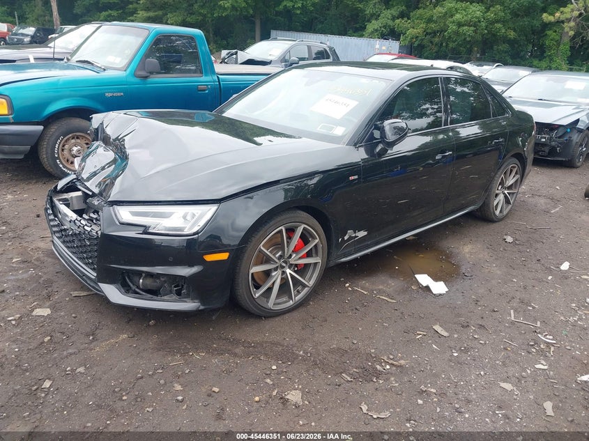 Vin: wauenaf49jn009501, lot: 45944460, audi a4 2.0t premium/2.0t tech premium 20182