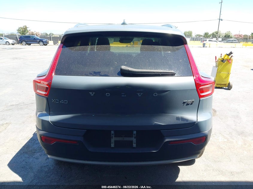 2022 Volvo Xc40 T5 Inscription VIN: YV4162UL2N2716927 Lot: 45446374