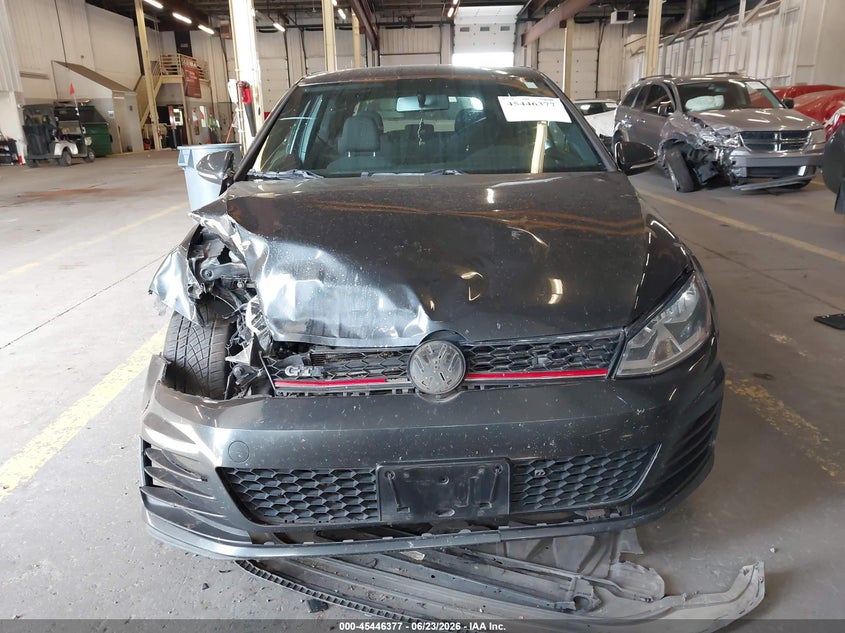 2015 Volkswagen Golf Gti 2.0T S 2-Door VIN: 3VWYT7AUXFM055434 Lot: 45446377