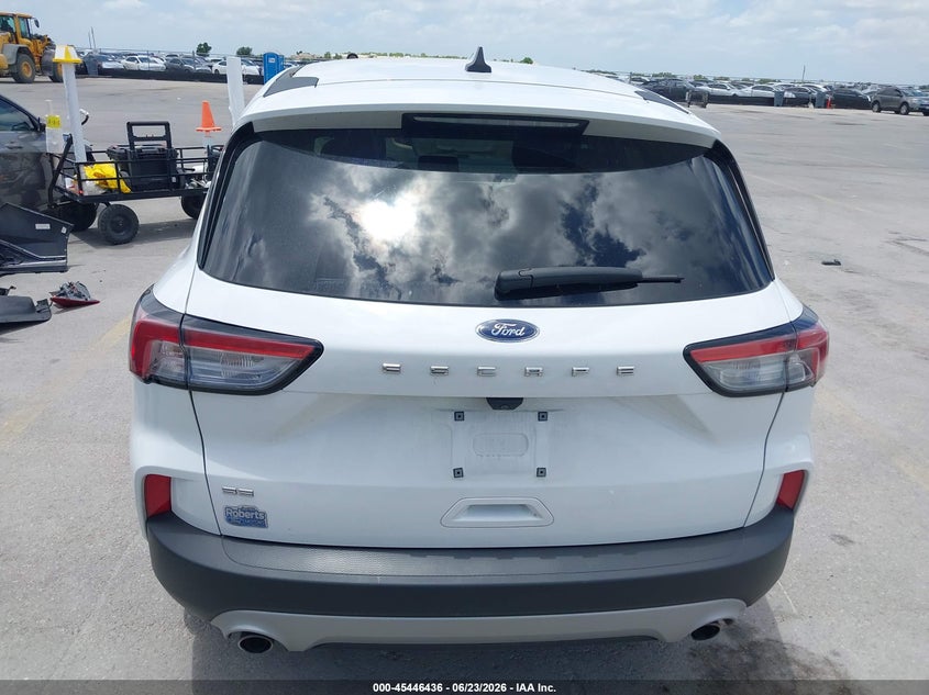 2022 Ford Escape(VIN: 1FMCU0G65NUB06290