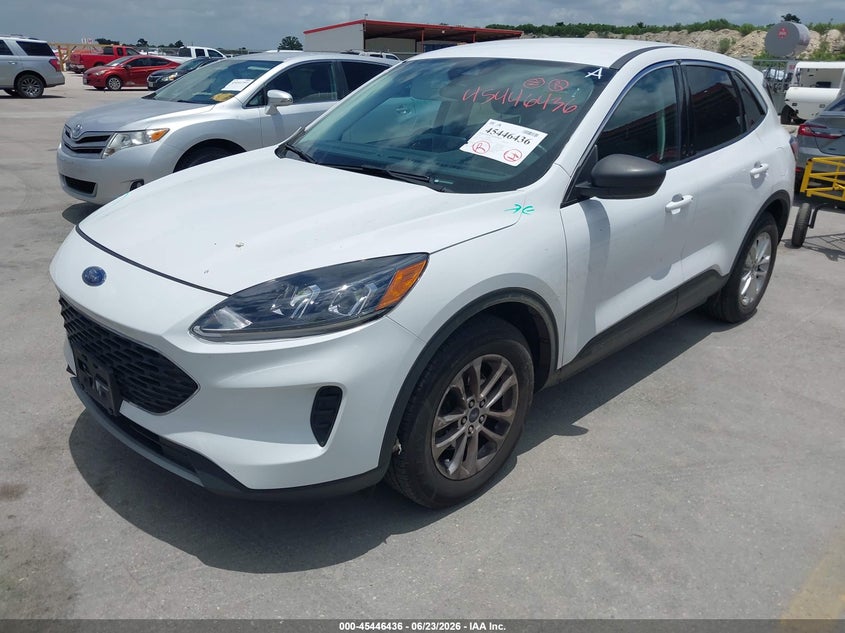 2022 Ford Escape(VIN: 1FMCU0G65NUB06290