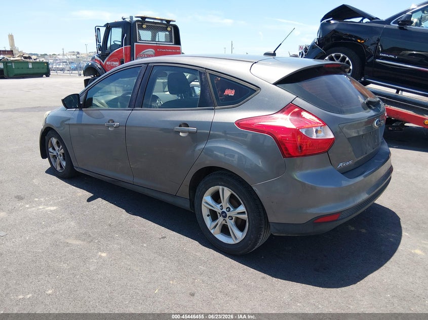 Vin: 1fahp3k27cl338101, lot: 45944564, ford focus se 20123