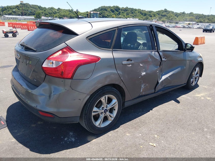 Vin: 1fahp3k27cl338101, lot: 45944564, ford focus se 20124