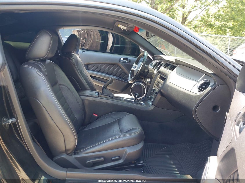 2011 FORD MUSTANG COUPE 5.0L V-8 DOHC, VVT, 412HP