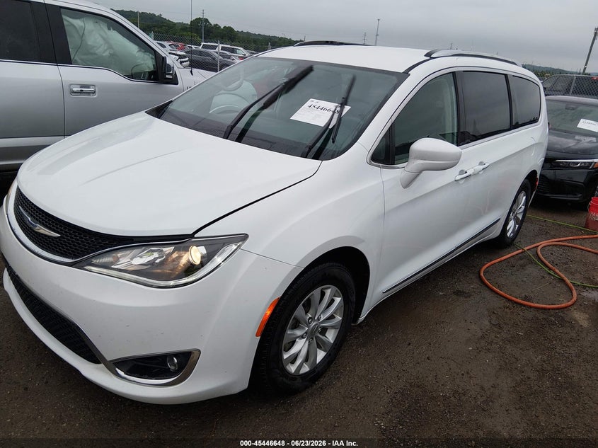 Vin: 2c4rc1bg3kr626018, lot: 45944757, chrysler pacifica touring l 20192
