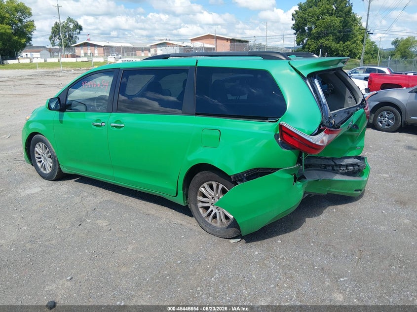 AtlanticExpress - Toyota Sienna