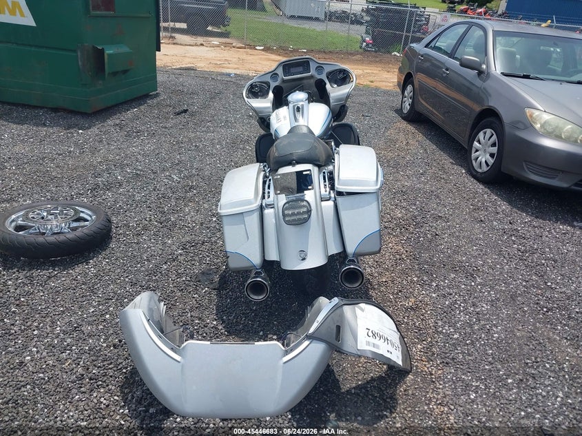 2016 Harley-Davidson Fltruse Cvo Road Glide VIN: 1HD1TAN18GB959288 Lot: 45446683