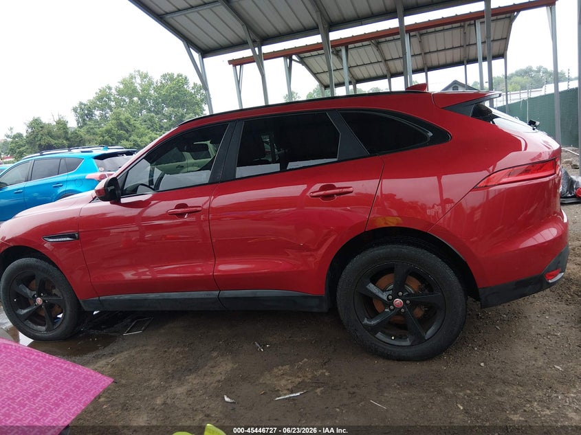 VIN: SADCJ2BV6HA894028 2017 JAGUAR F-PACE 35T PREMIUM