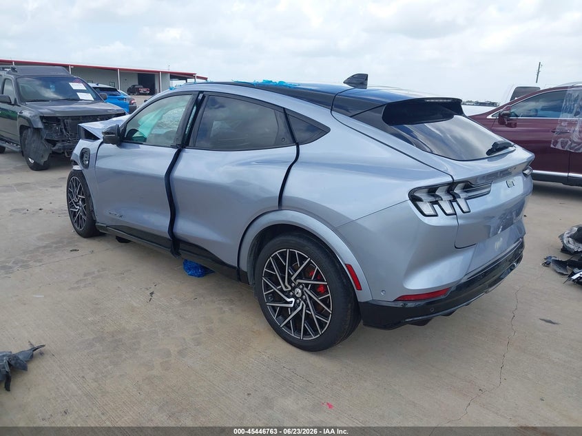 Vin: 3fmtk4sx5nma24710, lot: 45944872, ford mustang mach-e gt 20223