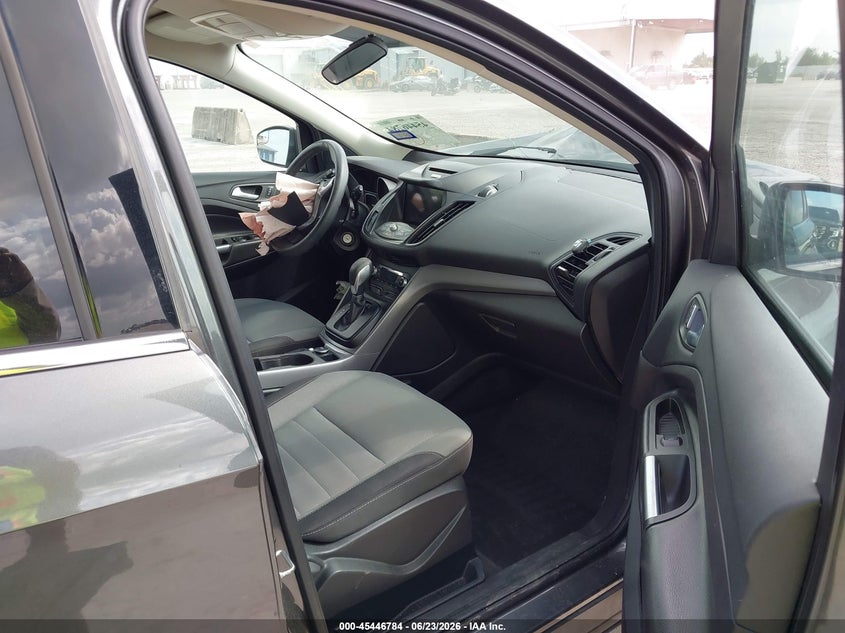 2016 FORD ESCAPE auction photo 5