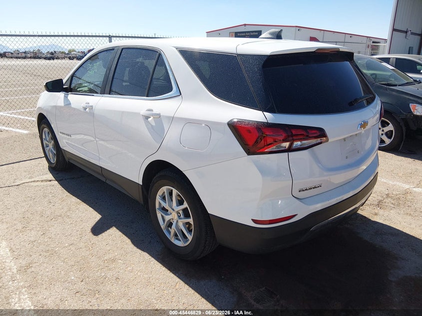 2022 CHEVROLET EQUINOX FWD LT — Photo 3