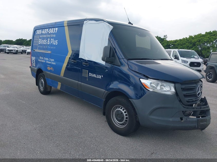 Vin: w1y4kbhy7rt180831, lot: 45944958, mercedes-benz sprinter 2500 standard roof 4-cyl diesel 2024 img_1