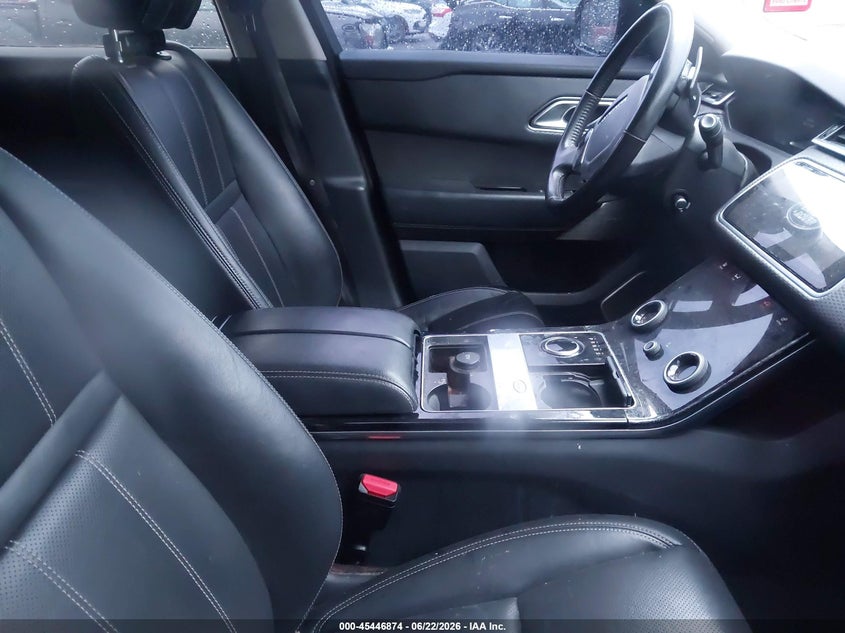 2018 LAND ROVER RANGE ROVER VELAR auction photo 5