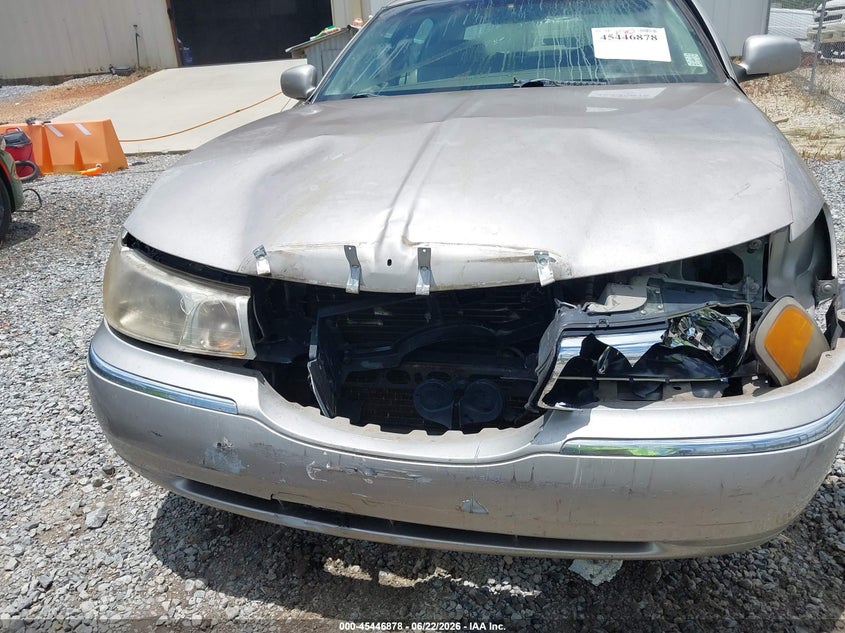 1999 Lincoln Town Car Executive VIN: 1LNHM81W6XY718801 Lot: 45446878