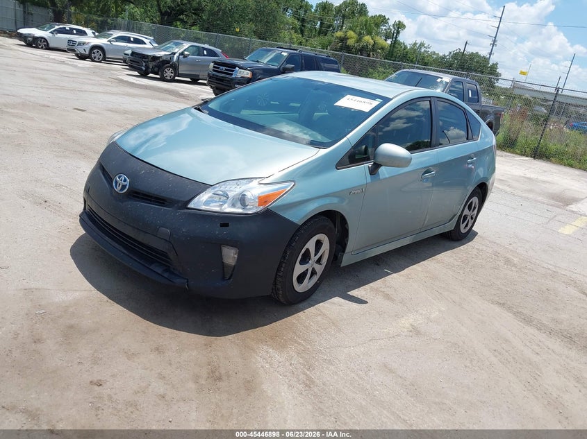 2013 Toyota Prius Two JTDKN3DU8D5641933 photo 1