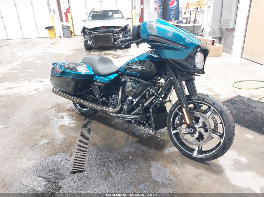 2026 Harley-davidson Flhx
