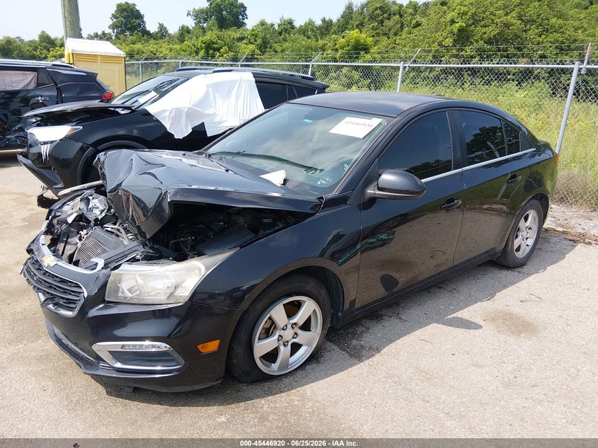 2015 Chevrolet Cruze, Front End, IAAI, VIN 1G1PC5SB3F7236829 — photo 2