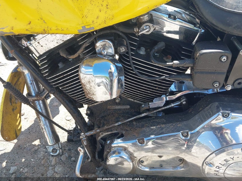 2000 Harley-Davidson Fxdwg VIN: 1HD1GEV1XYY311204 Lot: 45447067