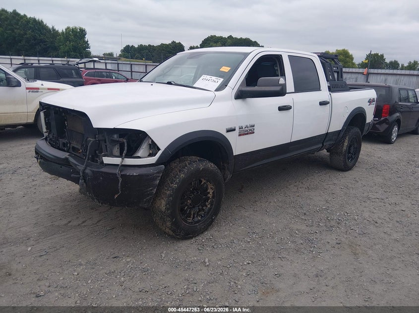 Vin: 3c6ur5cj4fg693157, lot: 45945372, ram 2500 tradesman 20152