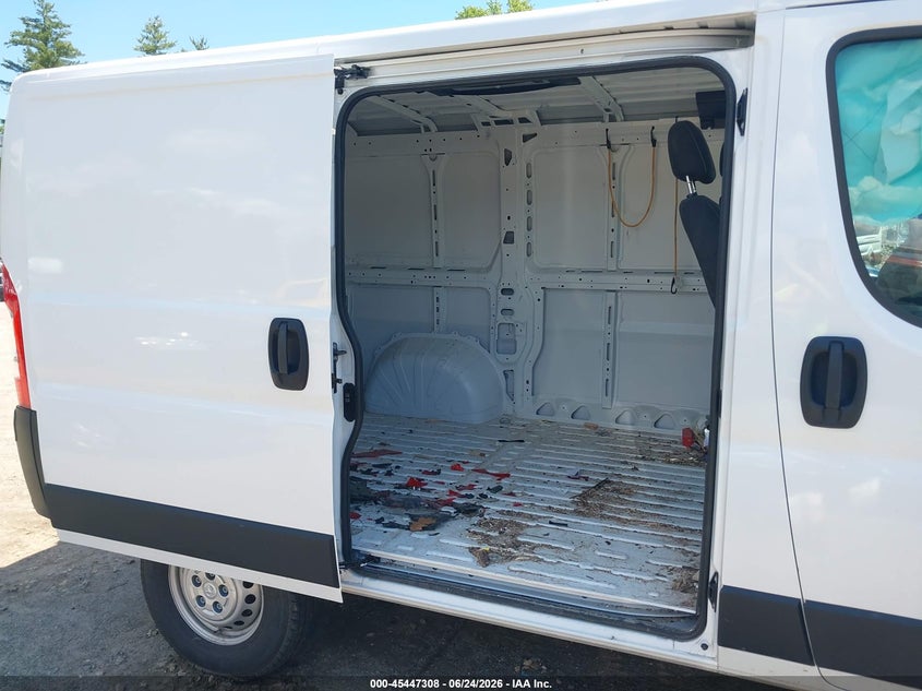 2026 Ram Promaster 1500 Tradesman Low Roof 118 Wb W/Pass Seat VIN: 3C6LRVNG7TE162202 Lot: 45447308
