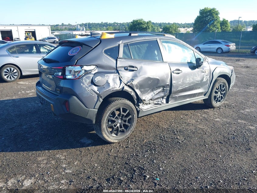 2025 SUBARU CROSSTREK auction photo 4