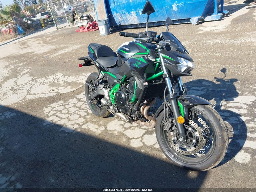 2025 kawasaki er  (VIN: ML5EREN12SDAF8206)