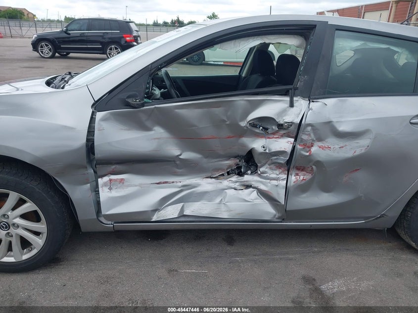 2013 MAZDA MAZDA3 auction photo 6