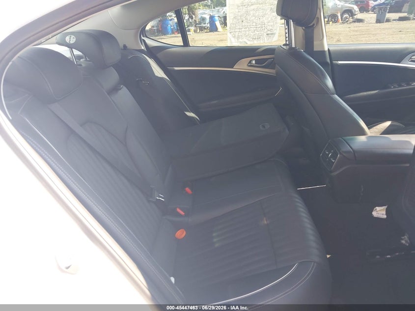 2019 GENESIS G70 SEDAN 2.0L I-4 DI, DOHC, VVT, TURBO, 252HP