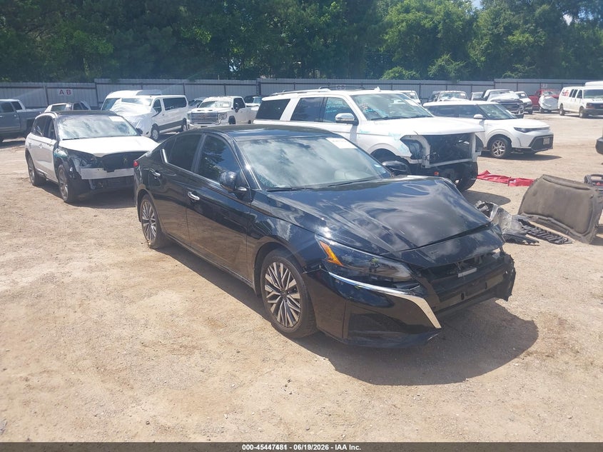 2023 NISSAN ALTIMA SV FWD