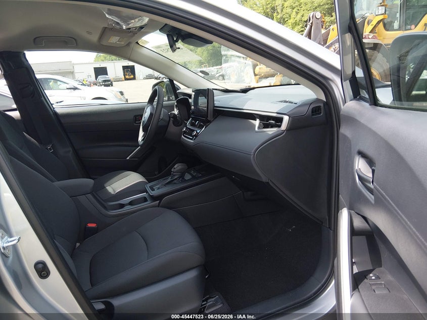 2026 TOYOTA COROLLA CROSS auction photo 5