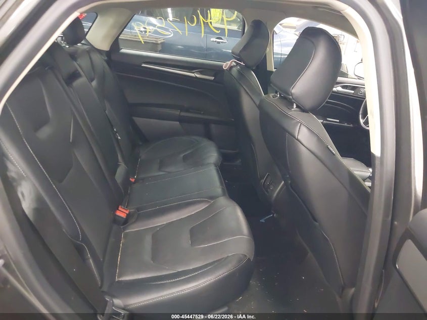 2020 FORD FUSION auction photo 8
