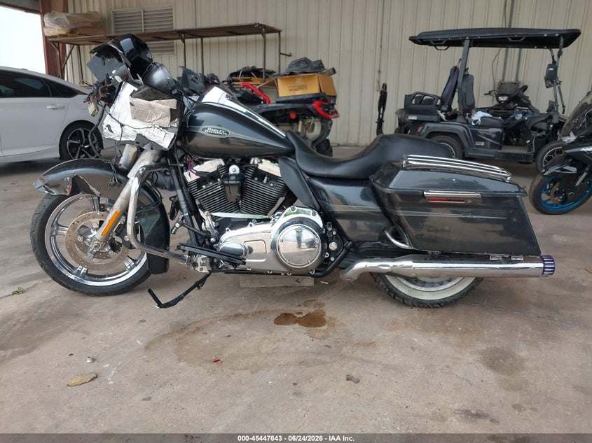 2009 Harley-Davidson Fltr VIN: 1HD1FS4379Y689776 Lot: 45447643