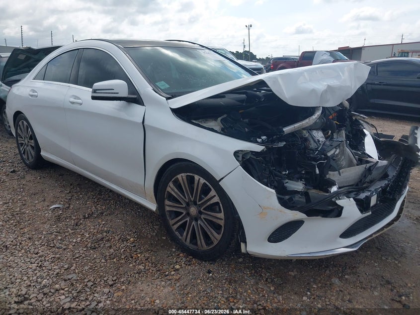 2017 MERCEDES-BENZ CLA 250 4MATIC
