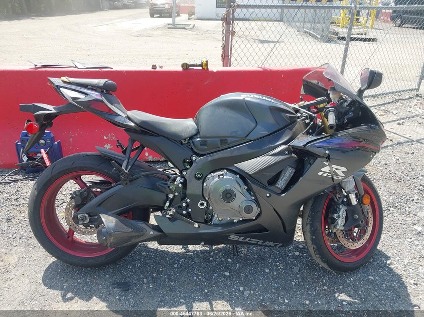 2026 Suzuki Gsx-R750 VIN: JS1GR7MA1T7101229 Lot: 45447763