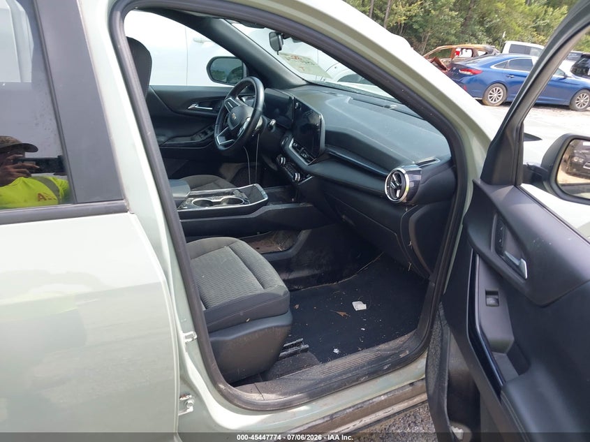 2025 CHEVROLET EQUINOX auction photo 5