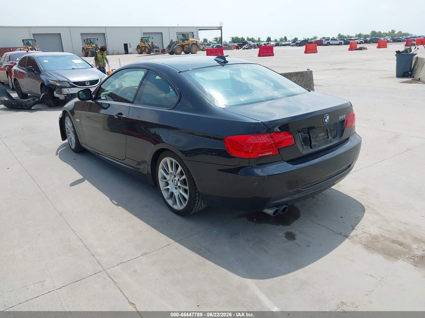 Vin: wbake3c5xce769628, lot: 45945898, bmw 328i 20123