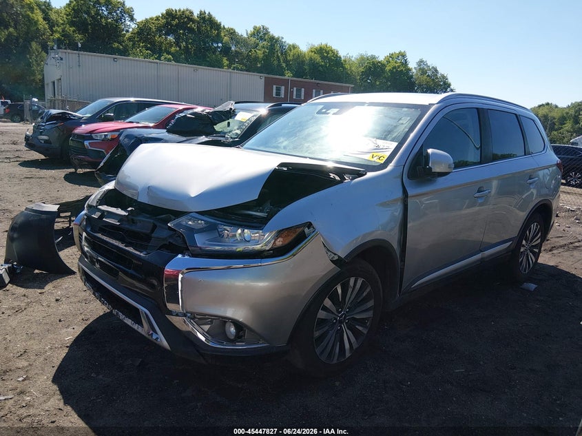 2020 MITSUBISHI OUTLANDER auction photo 2