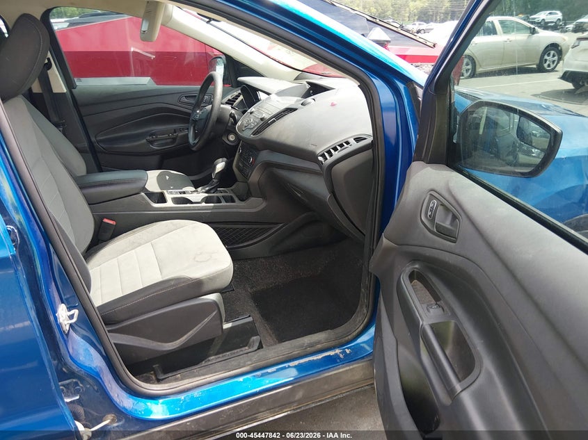 2019 FORD ESCAPE auction photo 5