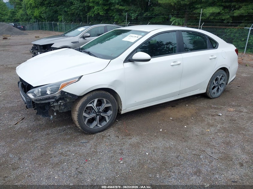 3KPF24AD6ME346015 2021 Kia Forte Lxs photo 1
