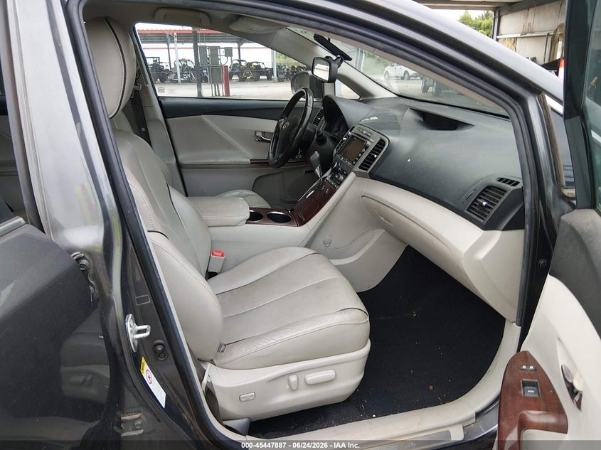 2012 TOYOTA VENZA auction photo 5