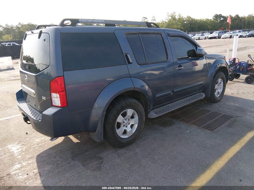 2005 NISSAN PATHFINDER auction photo 4