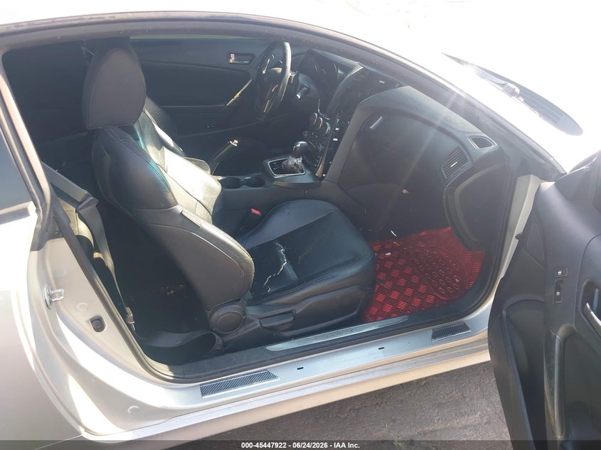 2013 HYUNDAI GENESIS auction photo 5