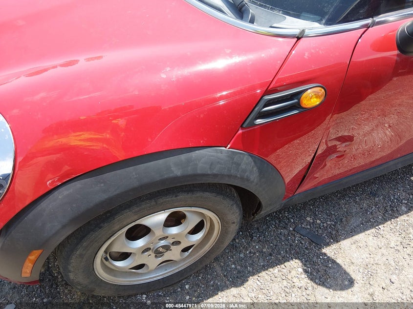 2013 Mini Hardtop Cooper VIN: WMWSU3C58DT679054 Lot: 45447971