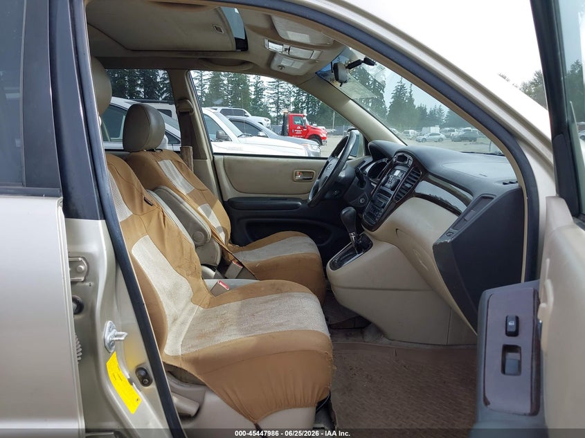 2001 TOYOTA HIGHLANDER auction photo 5