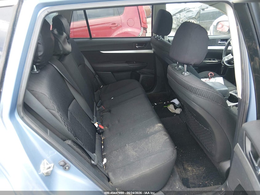 2010 SUBARU OUTBACK auction photo 8